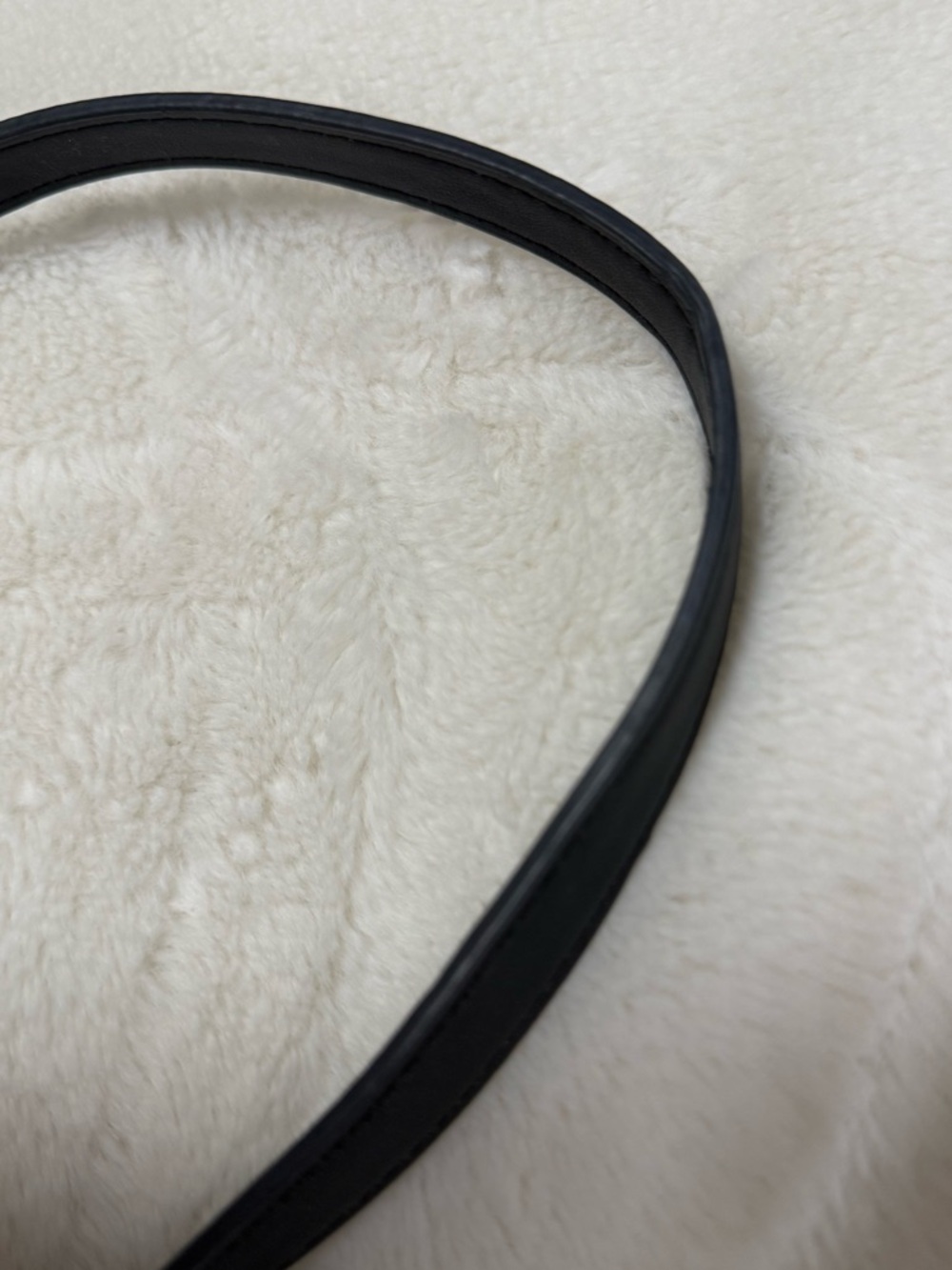 SHOULDER BAG Minimalist Classic Black Size OS GUC - Picture 14 of 16